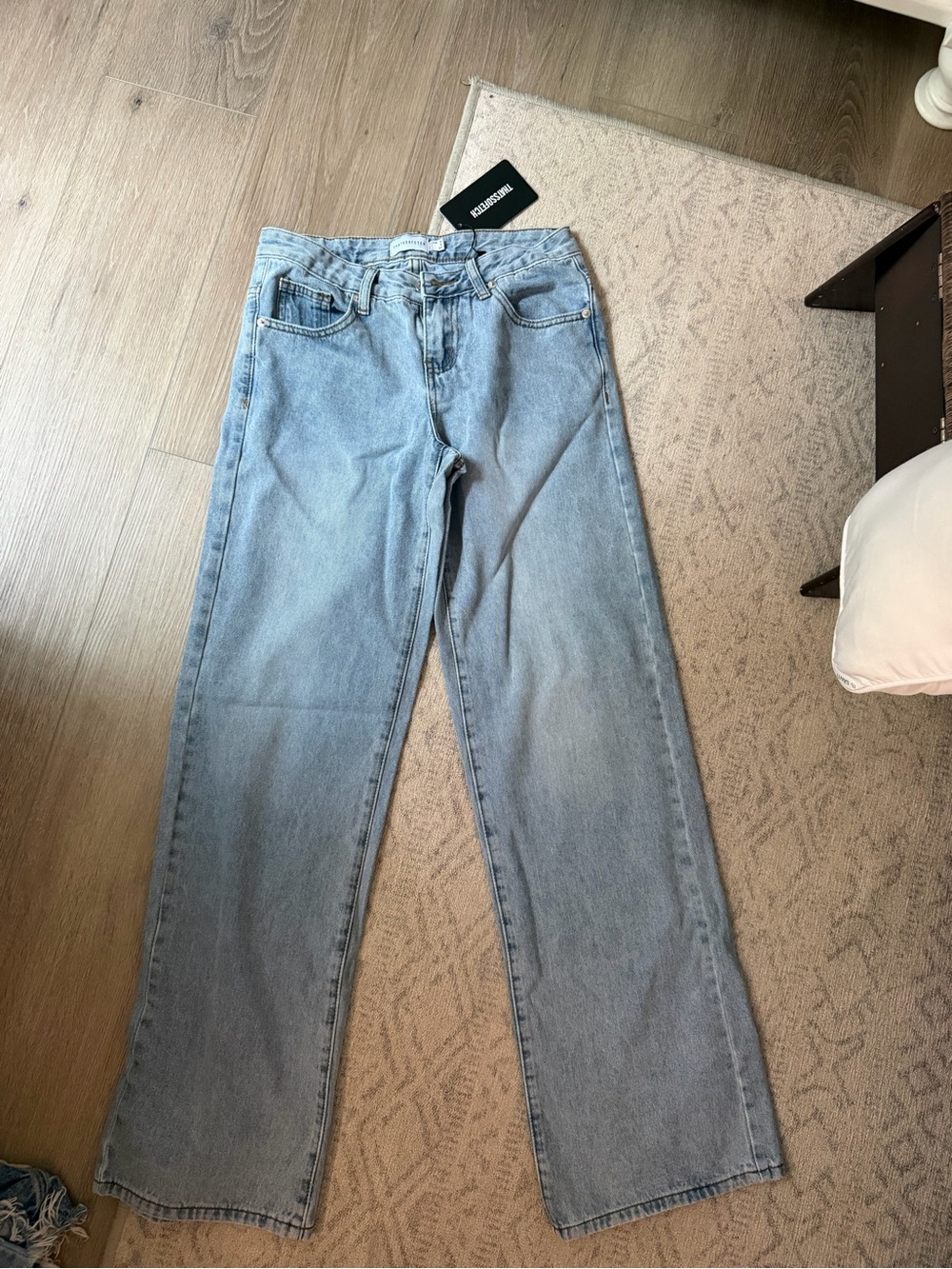 Light Wash Wide Leg Women’s Jeans - Brand: That’s so Fetch